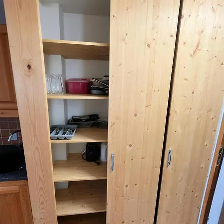 - Inout - 5 Beds Flat C-f4 Apartment
